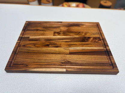 Medium Cutting Board- Teak.